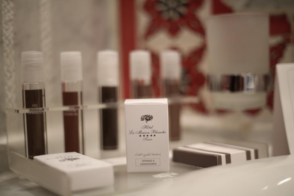 Hotel La Maison Blanche Tunis Exterior photo Products from the collection