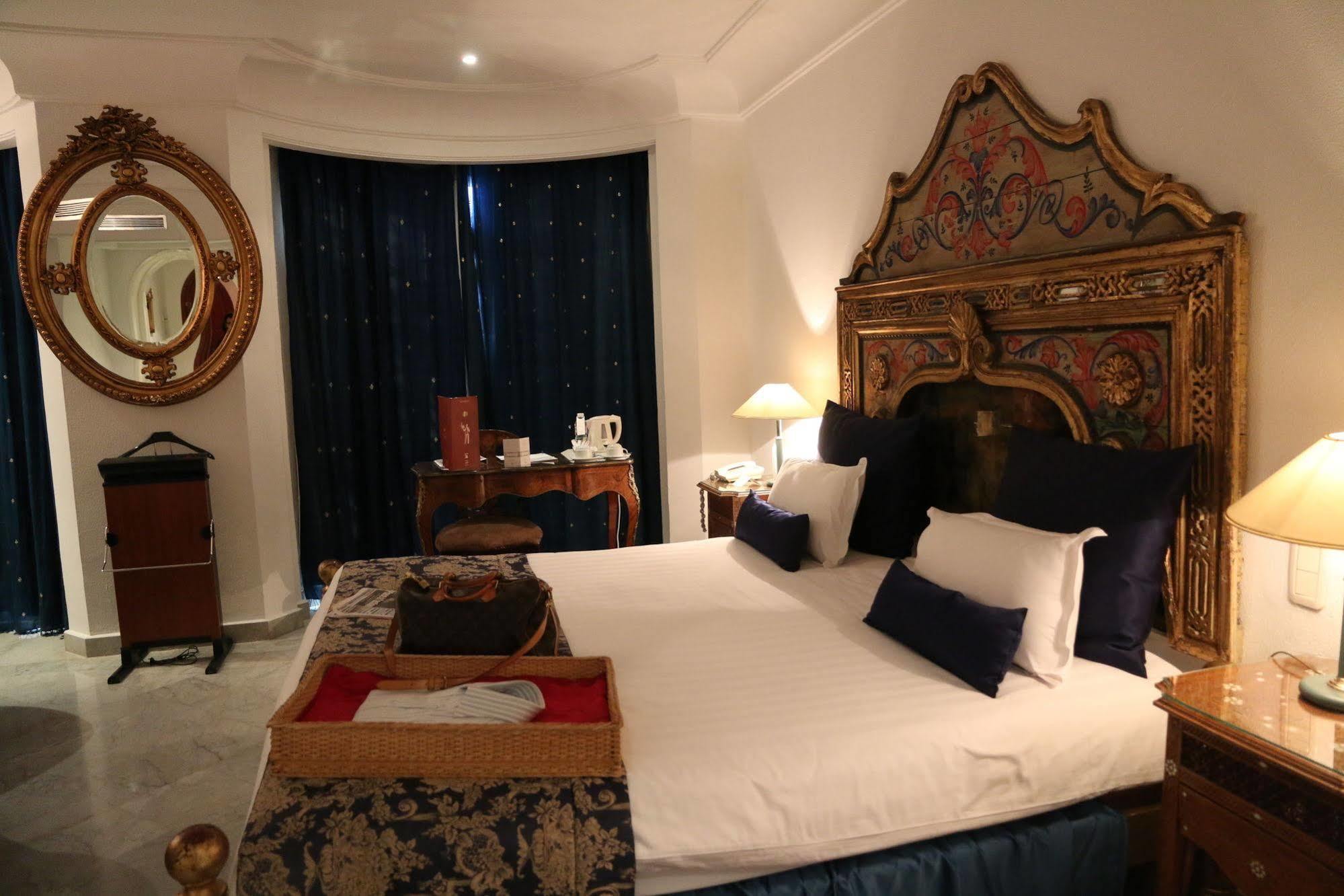 Hotel La Maison Blanche Tunis Exterior photo A bedroom at the Taj Mahal Palace